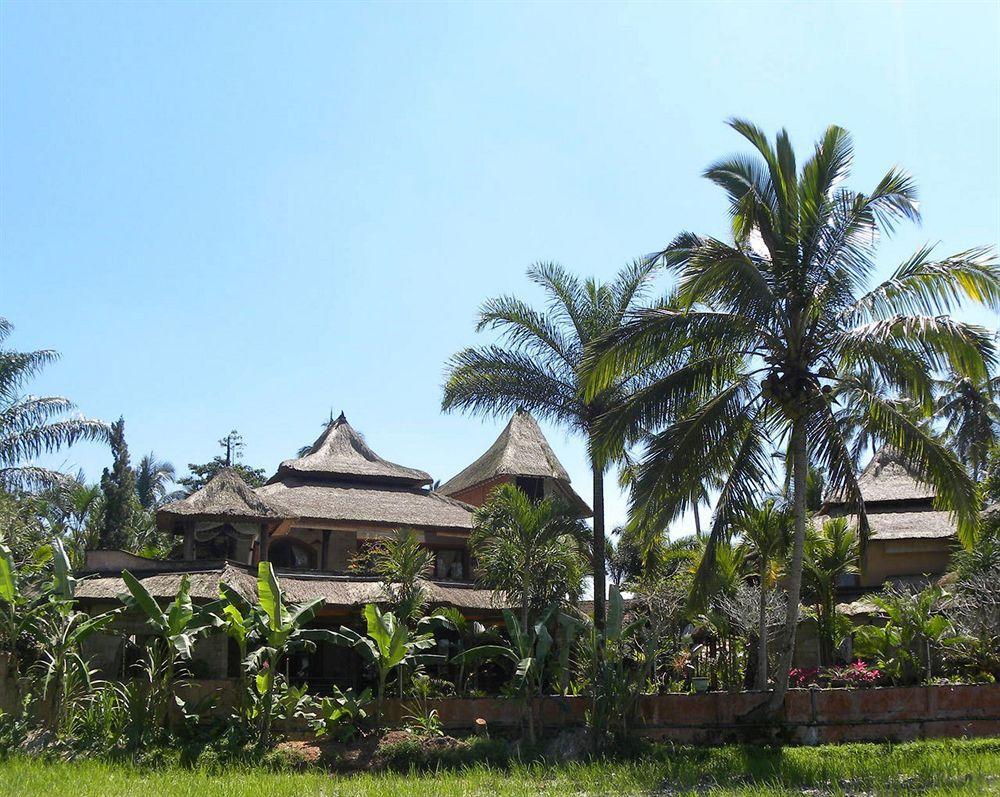 Saudara Home Ubud Экстерьер фото