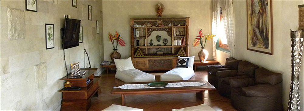 Saudara Home Ubud Экстерьер фото
